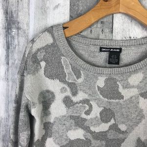 New* DKNY Gray Camo Pullover Sweater Sz XS